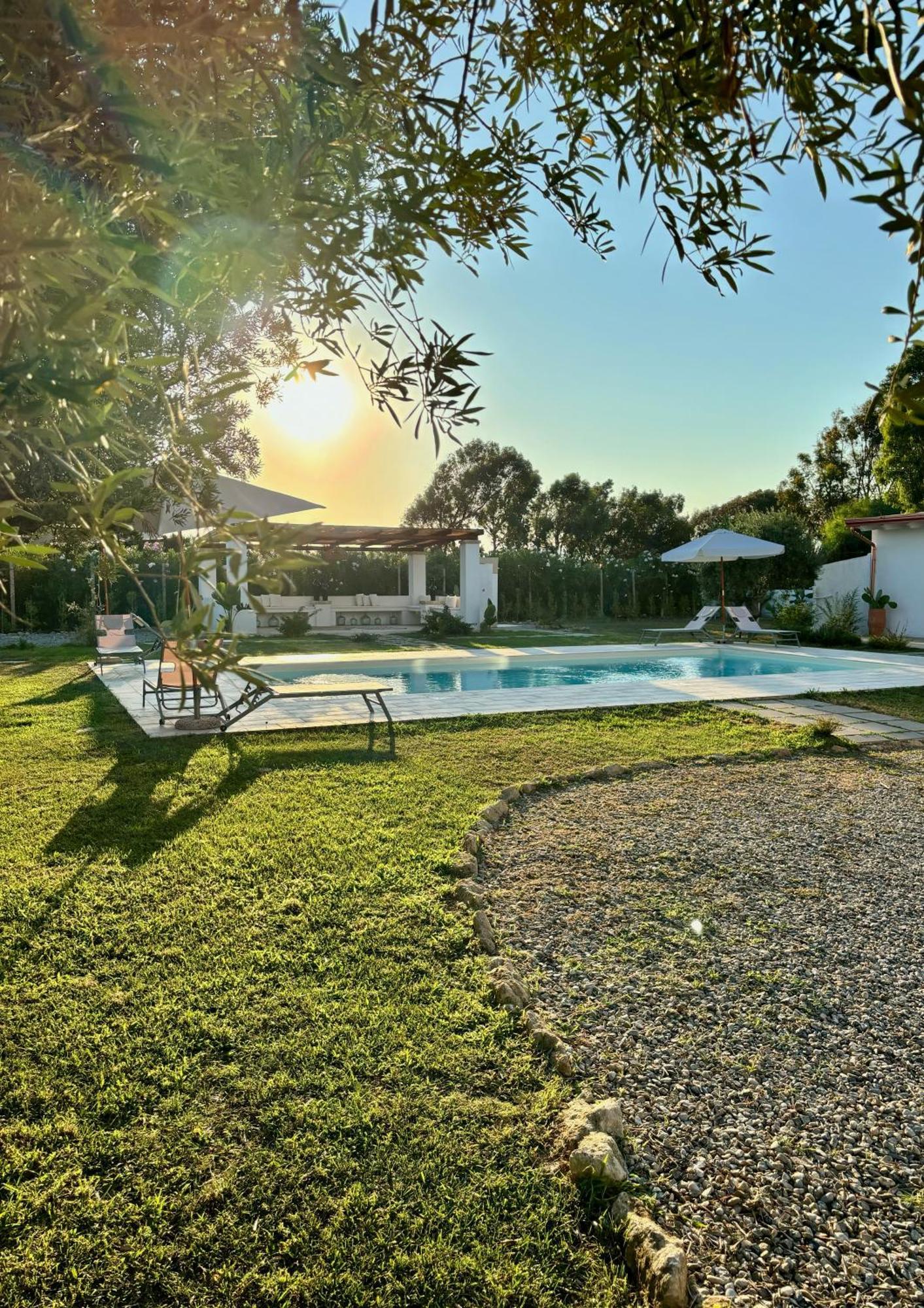 Bed and Breakfast Relais Ruggiero Ле-Кастелла Экстерьер фото