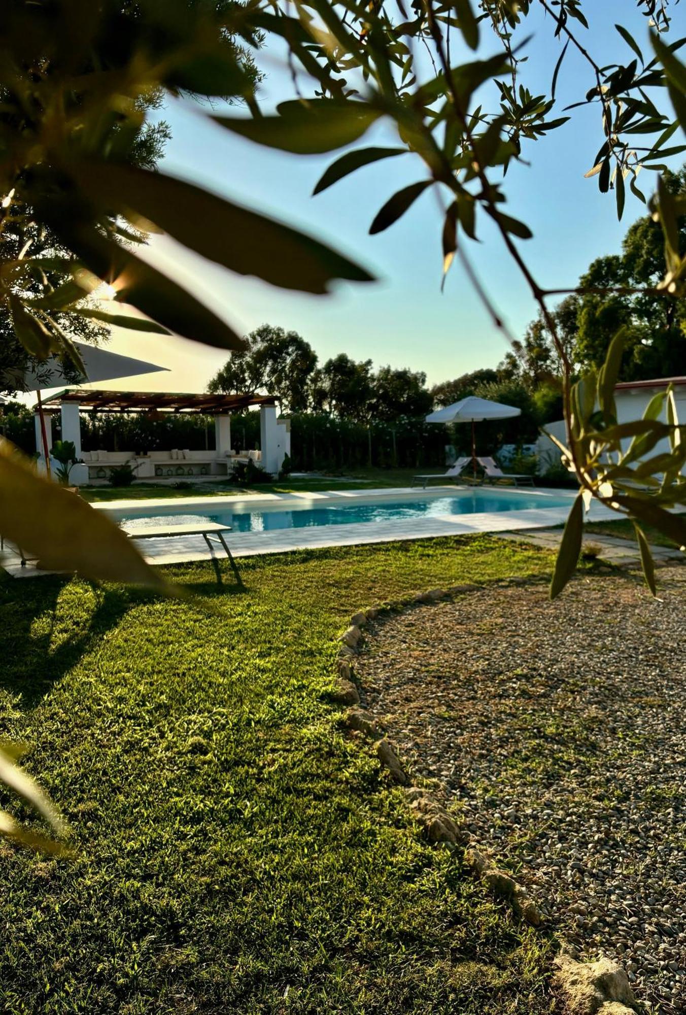 Bed and Breakfast Relais Ruggiero Ле-Кастелла Экстерьер фото